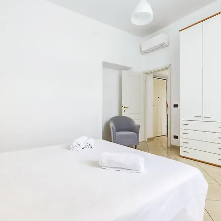 Hostdomus - Emma - Zoe E Ascanio *